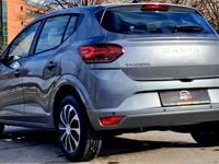 Gebraucht Dacia Sandero Expression 91 PS (66 kW) 2024 Grau Limousine