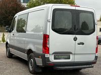 Gebraucht Mercedes Sprinter 163 PS (119 kW) 2021 Grau Van