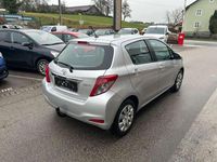 gebraucht Toyota Yaris Yaris 1,0 5 ACTIVE