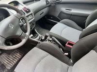 Gebraucht Peugeot 206 CC 109 PS (80 kW) 2002 Cabrio