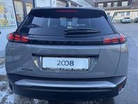 gebraucht Peugeot 2008 PureTech 100 S&S Allure 6-Gang-Manuell