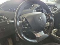 Gebraucht Peugeot 308 SW Active 131 PS (96 kW) 2021 Grau Kombi