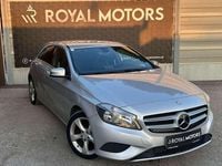 Gebraucht Mercedes A180 109 PS (80 kW) 2014 Silber Limousine