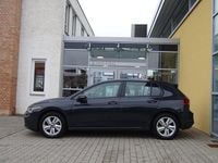 Gebraucht VW Golf VIII Life 115 PS (84 kW) 2022 Mittelgrau  normal