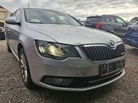 gebraucht Skoda Superb GREENLINE 16 TDI XENON/SITZHEIZUNG/ALU/Multi/Temp