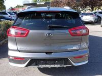 gebraucht Kia Niro 1,6 GDI Hybrid Silber DCT