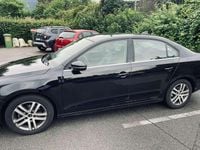 Gebraucht VW Jetta Comfortline 125 PS (91 kW) 2015 Schwarz Limousine