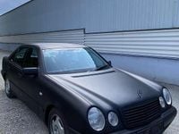Gebraucht Mercedes E300 Avantgarde 177 PS (130 kW) 1999 Limousine