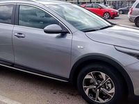 gebraucht Kia XCeed XCeed 1,5 TGDI 48V GPF Silber DCT Silber