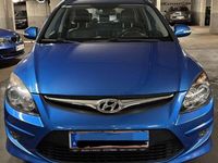 Gebraucht Hyundai i30 Comfort 116 PS (85 kW) 2010 Blau Kombi
