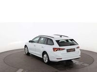 gebraucht Skoda Octavia Combi 2.0 TDI Ambition Aut LED RADAR NAVI