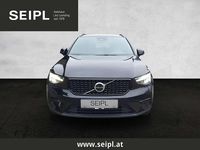 Neu Volvo XC40 Plus 163 PS (119 kW) 2025 Schwarz SUV