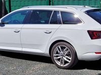 Gebraucht Skoda Superb Style 190 PS (139 kW) 2018 Weiß Kombi