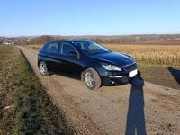 Gebraucht Peugeot 308 Active 92 PS (67 kW) 2014 Schwarz Limousine