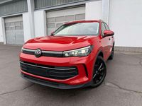 Gebraucht VW Tiguan 131 PS (96 kW) 2024 Rot SUV