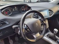 gebraucht Peugeot 308 1,6 BlueHDI 120 Allure S&S