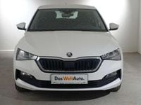 Gebraucht Skoda Scala Ambition 95 PS (69 kW) 2023 Weiß Kleinwagen