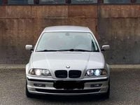 Gebraucht BMW 323 170 PS (125 kW) 1999 Silber Limousine