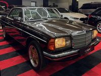 Gebraucht Mercedes 280 185 PS (136 kW) 1983 Braun Coupé