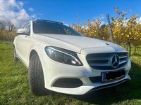 Gebraucht Mercedes C220 Avantgarde 170 PS (125 kW) 2017 Weiß Kombi