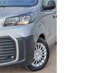 gebraucht Toyota Proace Verso 2,0 l, 145 Shuttle Medium + Travel-P. Kastenwagen
