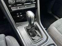 gebraucht VW Touran Comfortline 20 TDI SCR DSG LED ACC Abstandstem...