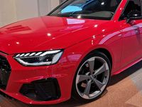 Gebraucht Audi A4 S-Line 136 PS (100 kW) 2020 Rot Kombi
