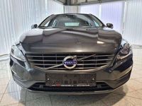 gebraucht Volvo V60 D2 Aut. Momentum ''Navi''