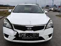 Gebraucht Kia Ceed 90 PS (66 kW) 2012 Grau Kleinwagen