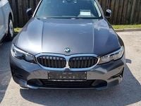 Gebraucht BMW 320 190 PS (139 kW) 2020 Grau Kombi