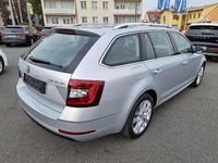 gebraucht Skoda Octavia Combi 1,6 TDI Style Limited