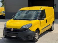 Gebraucht Fiat Doblò Basis 95 PS (69 kW) 2018 Gelb Van / Kleinbus