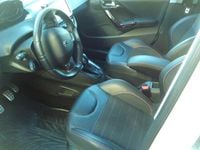 gebraucht Peugeot 208 GT Line 1,2 PT 110 S&S