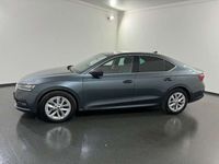 gebraucht Skoda Octavia 20 TDI First Edition DSG *ACC*LED*ALU*NAVI*AHK*