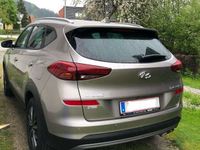 gebraucht Hyundai Tucson 1,6 CRDI 4WD Level 3 Plus