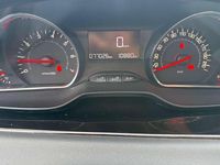 gebraucht Peugeot 208 Active 12 VTi 82