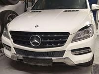 Gebraucht Mercedes ML350 258 PS (189 kW) 2012 Weiß SUV