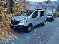 Gebraucht Renault Trafic 121 PS (88 kW) 2018 Silber Van / Kleinbus