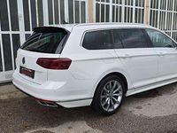 gebraucht VW Passat Variant Elegance 2,0 TDI DSG R-Line *Keyless*Sofort Kredit