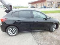 Gebraucht Ford Focus 120 PS (88 kW) 2022 Grau Limousine