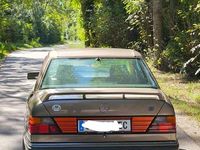 gebraucht Mercedes 250 in gutem Zustand zu erwerben