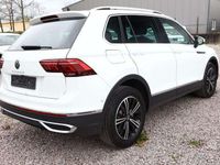 gebraucht VW Tiguan Elegance TSI 150 DSG IQ.Light ErgoA EasyO