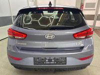 gebraucht Hyundai i30 STYLE NAVI LED RFK PDC 1.5 MPI 70,6kW96PS EURO6...