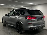 Gebraucht BMW X5 M Sport 298 PS (219 kW) 2025 Grau SUV