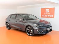 Neu Cupra Leon 150 PS (110 kW) 2025 Dunkelblau  normal Coupé