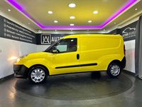 Gebraucht Fiat Doblò 90 PS (66 kW) 2011 Gelb Van / Kleinbus