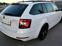 gebraucht Skoda Octavia Combi 2,0 TDI Style Limited DSG *1.Besitz*Panor...