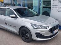 Gebraucht Ford Focus Titanium 125 PS (91 kW) 2025 Silber Limousine