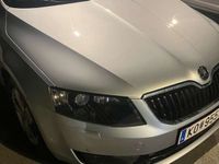 gebraucht Skoda Octavia Combi 2,0 Elegance TDI Green tec