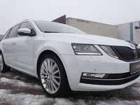 gebraucht Skoda Octavia Octavia Combi 2,0 TDI Style DSG/TRAUMAUSSTATTUNG/